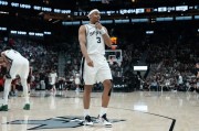 ESPN最佳第六人赔率：凯尔登-约翰逊以-450继续领跑